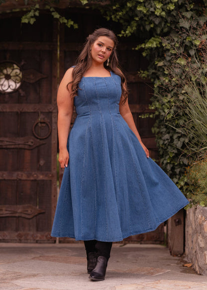 chic size inclusive model wearing JessaKae Cassie Dress