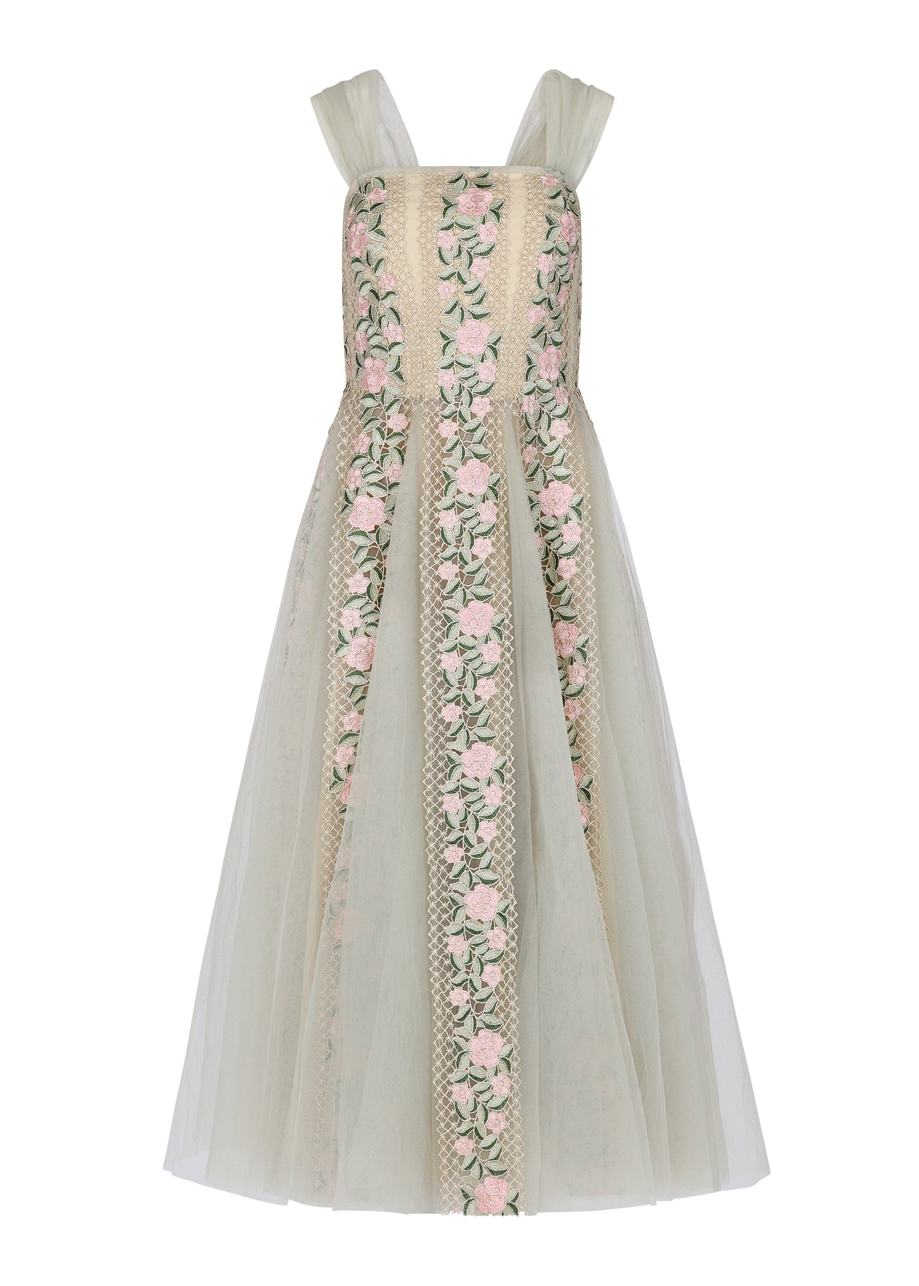 chic size inclusive model wearing JessaKae Cheyenne Dress