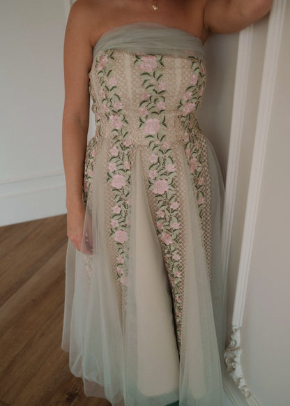 chic size inclusive model wearing JessaKae Cheyenne Dress