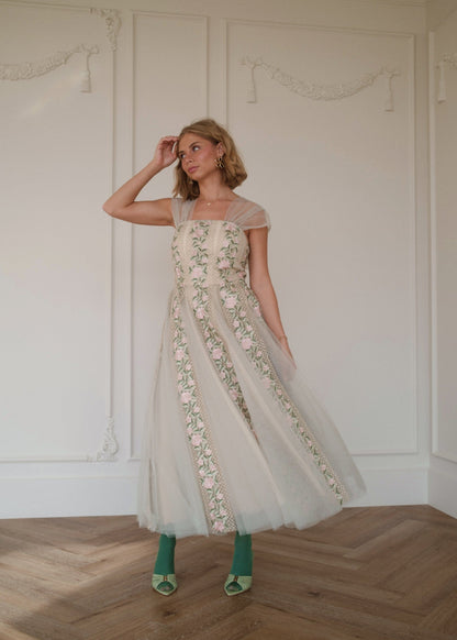 chic size inclusive model wearing JessaKae Cheyenne Dress