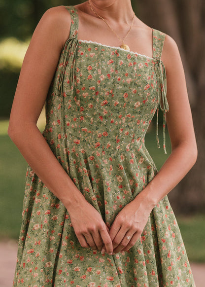 chic size inclusive model wearing JessaKae Elise Dress