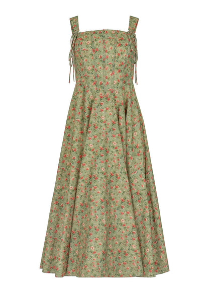 chic size inclusive model wearing JessaKae Elise Dress