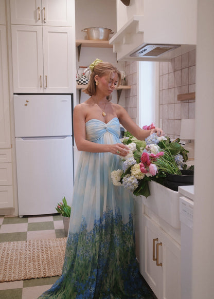 chic size inclusive model wearing JessaKae Kimberly Dress