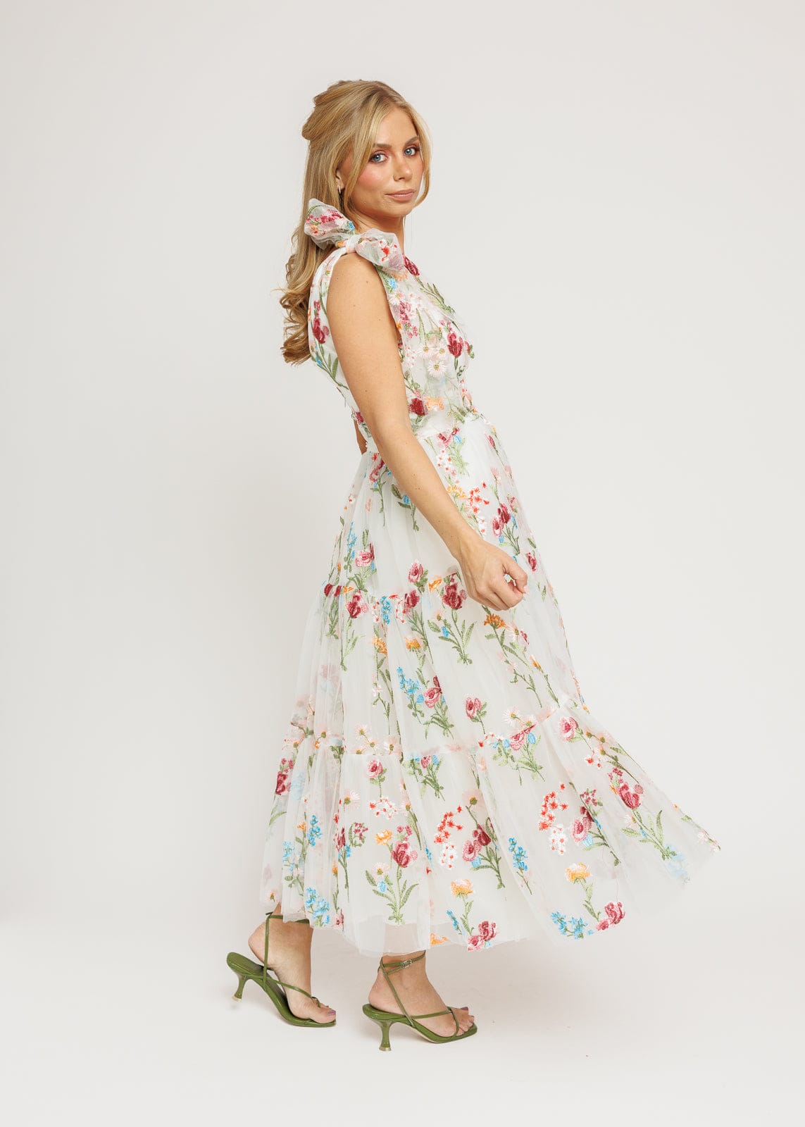 chic size inclusive model wearing JessaKae Margaret Floral Midi Dress White Dresses