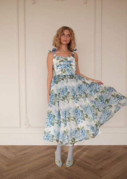 chic size inclusive model wearing JessaKae Nellie Dress Dresses