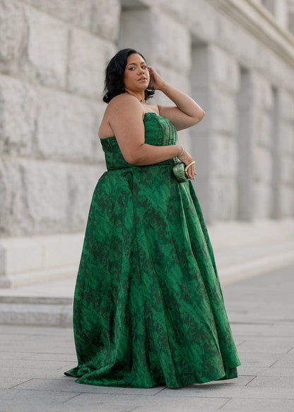 chic size inclusive model wearing JessaKae Rayne Dress