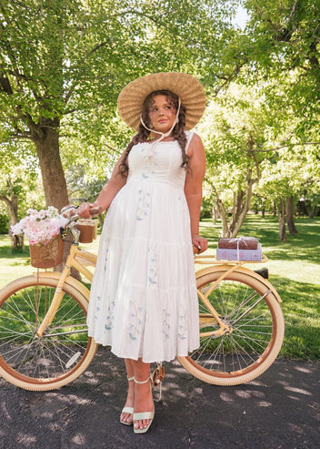 chic size inclusive model wearing JessaKae Summer Meadow Dress Dresses Dress_White Meadow / XL