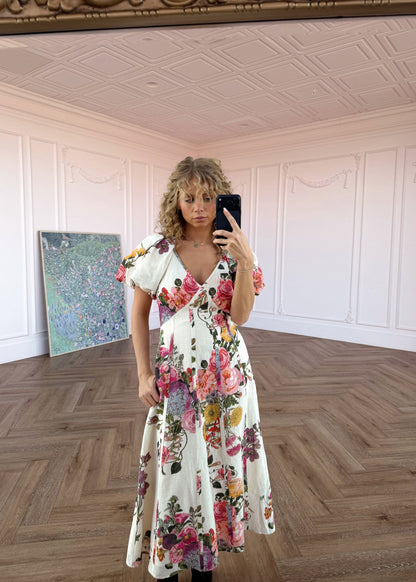 chic size inclusive model wearing JessaKae Valenne Dress