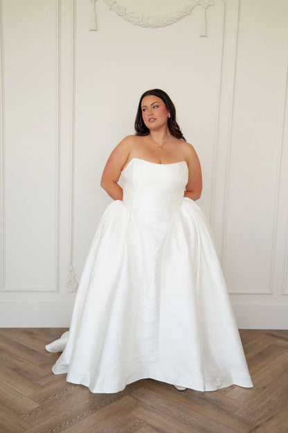 Victoria Wedding Dress