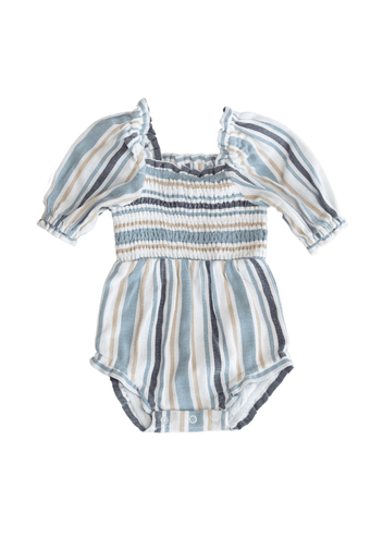 chic size inclusive model wearing JessaKae Giselle Baby Romper_Off White 