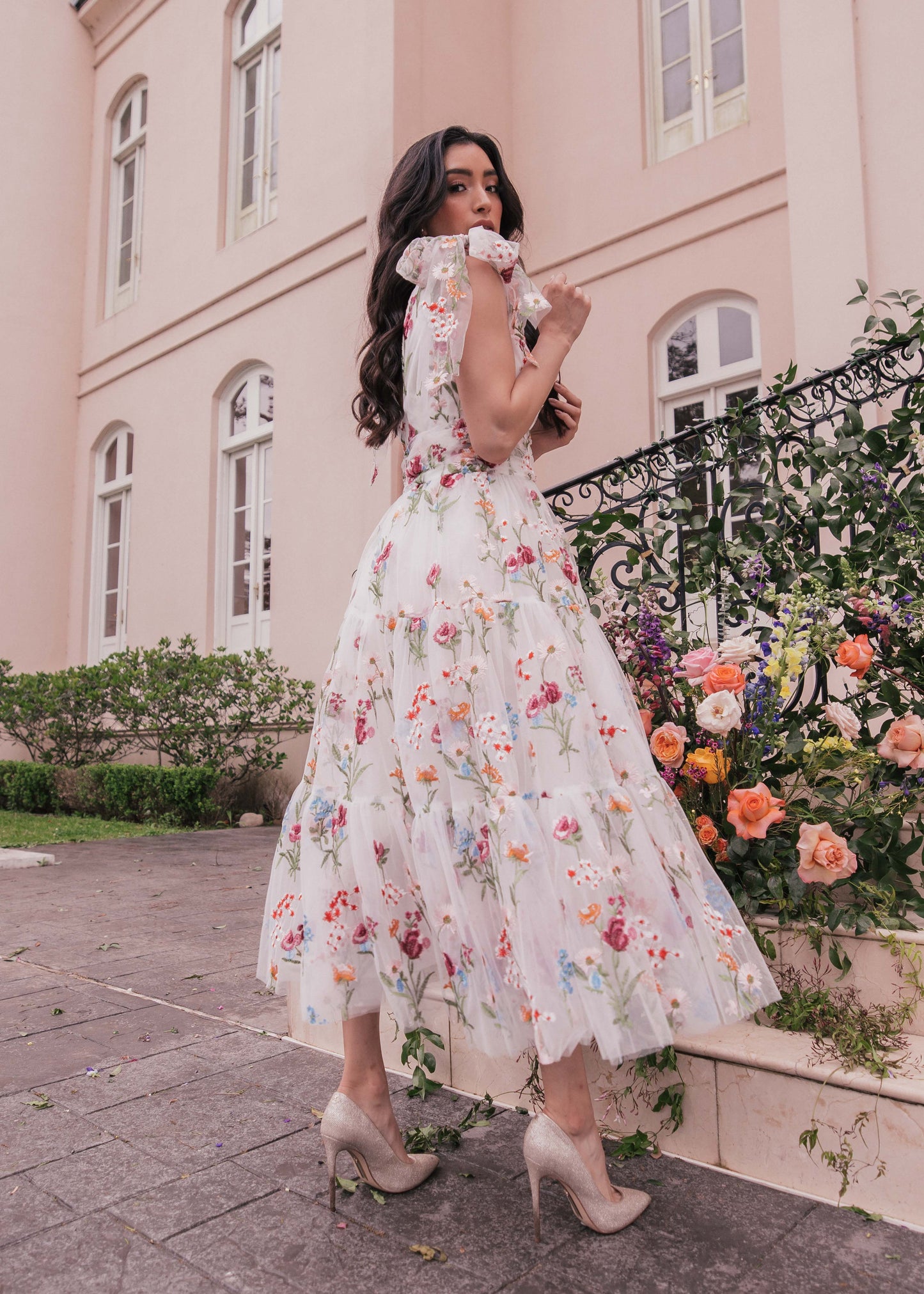 chic size inclusive model wearing JessaKae Margaret Midi Dress Dresses_White Floral