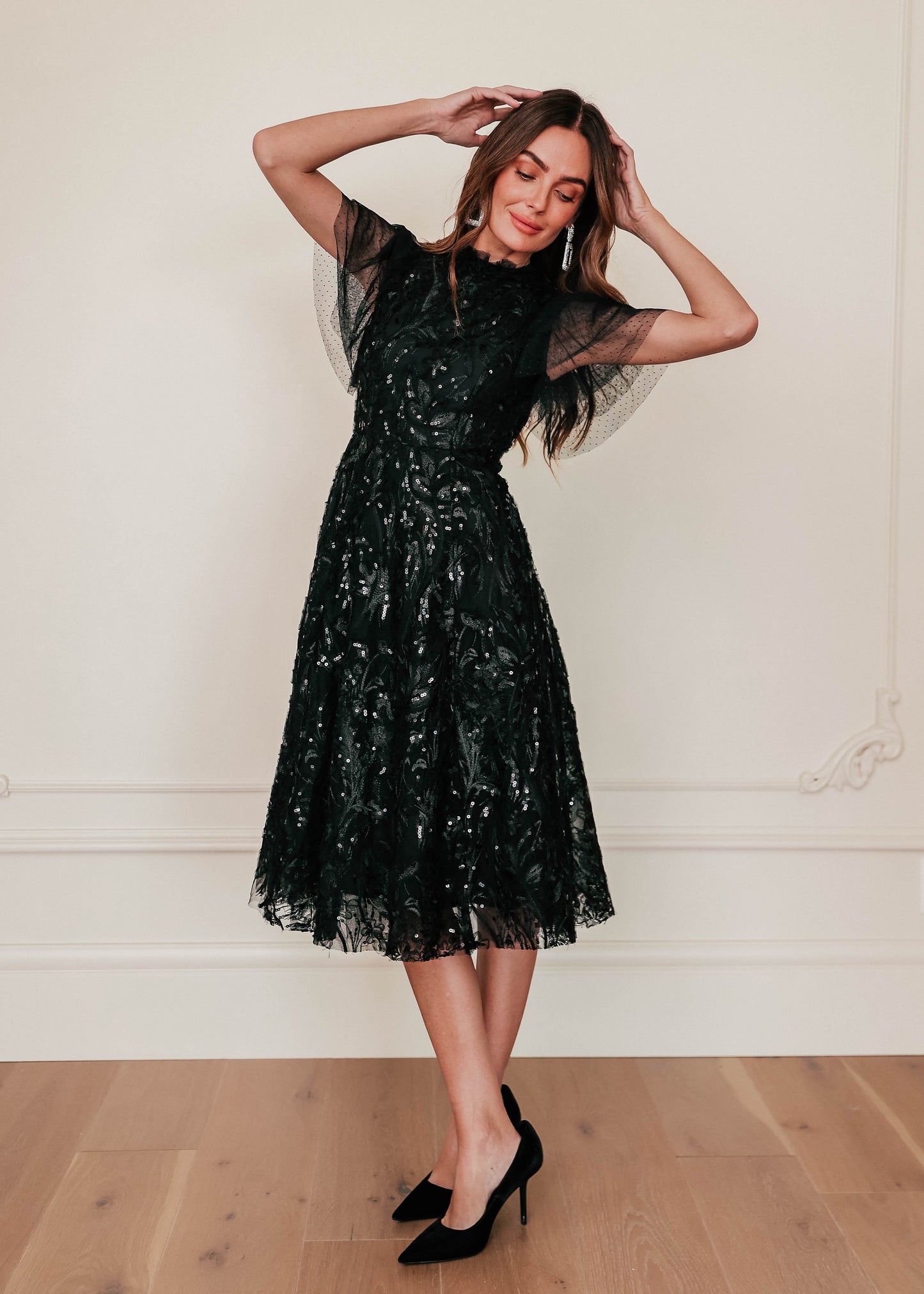 chic size inclusive model wearing JessaKae Midnight Dress_Dusk Prarie / M Dresses